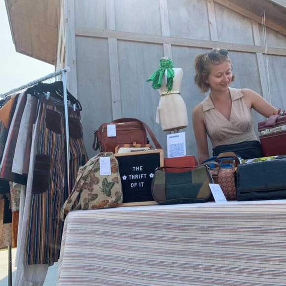 Meet the Posher! - Picture 3 of 3